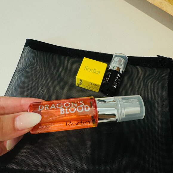 Box Of 5 Rodial Bubble Mask, Glass Powder, Tonic & Serum, Bee Venom, Snake Seram - Picture 8 of 15